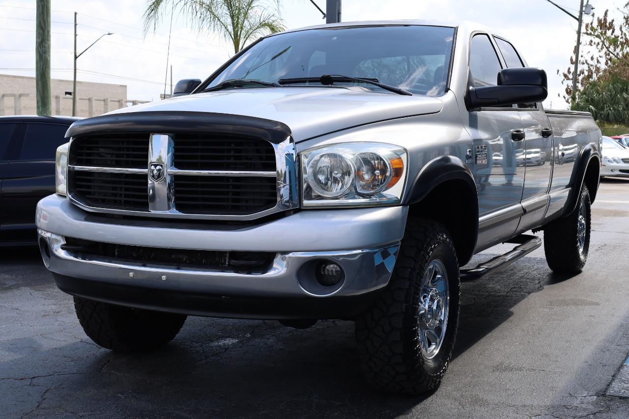 Dodge Ram 2500 4WD Quad Cab 160.5" SLT 2007