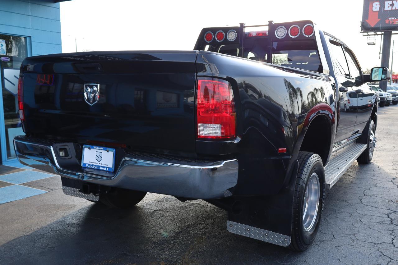 RAM 3500 4WD Crew Cab 169" ST 2011