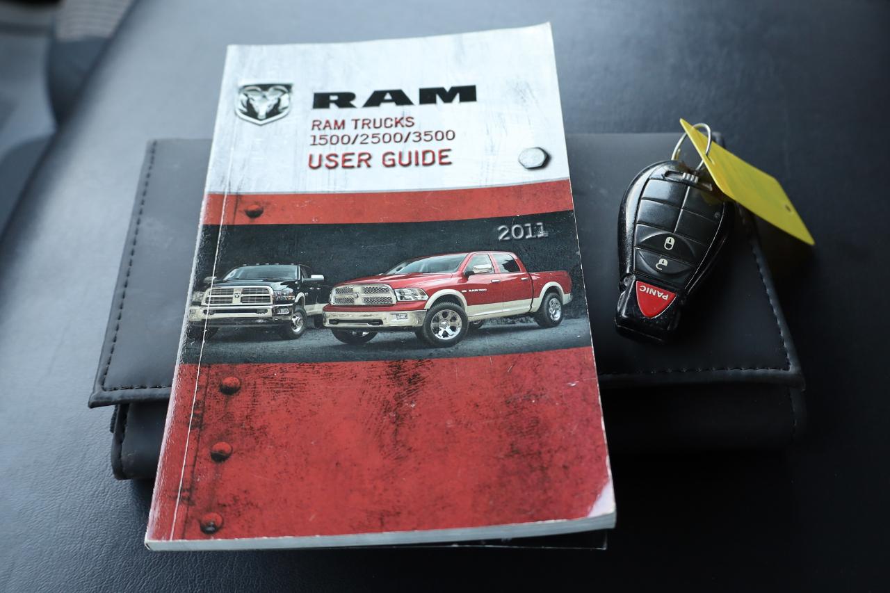 RAM 3500 4WD Crew Cab 169" ST 2011