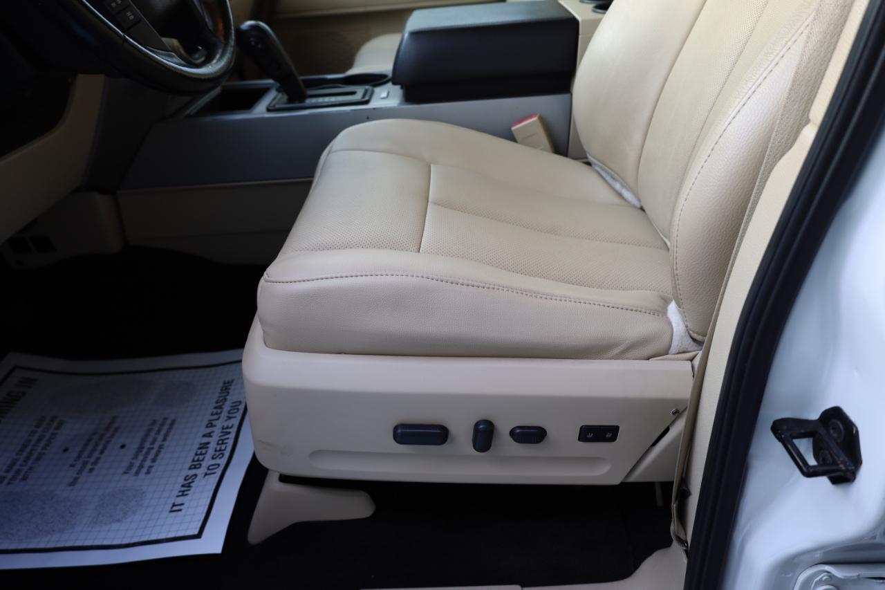 Ford Expedition 2WD 4dr XLT 2016