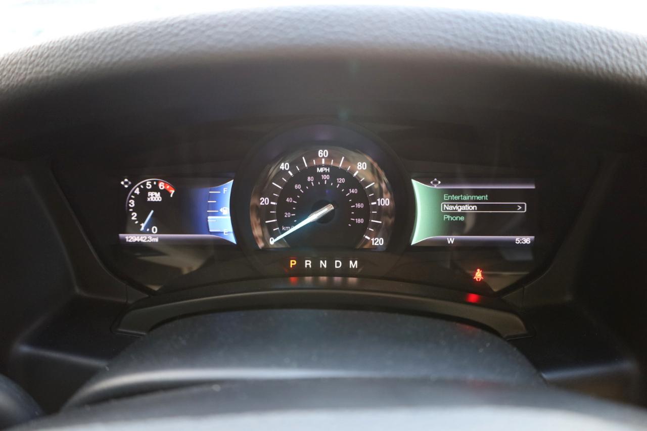 Ford Expedition 2WD 4dr XLT 2016