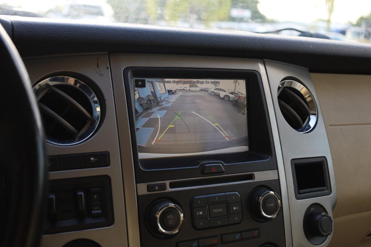 Ford Expedition 2WD 4dr XLT 2016