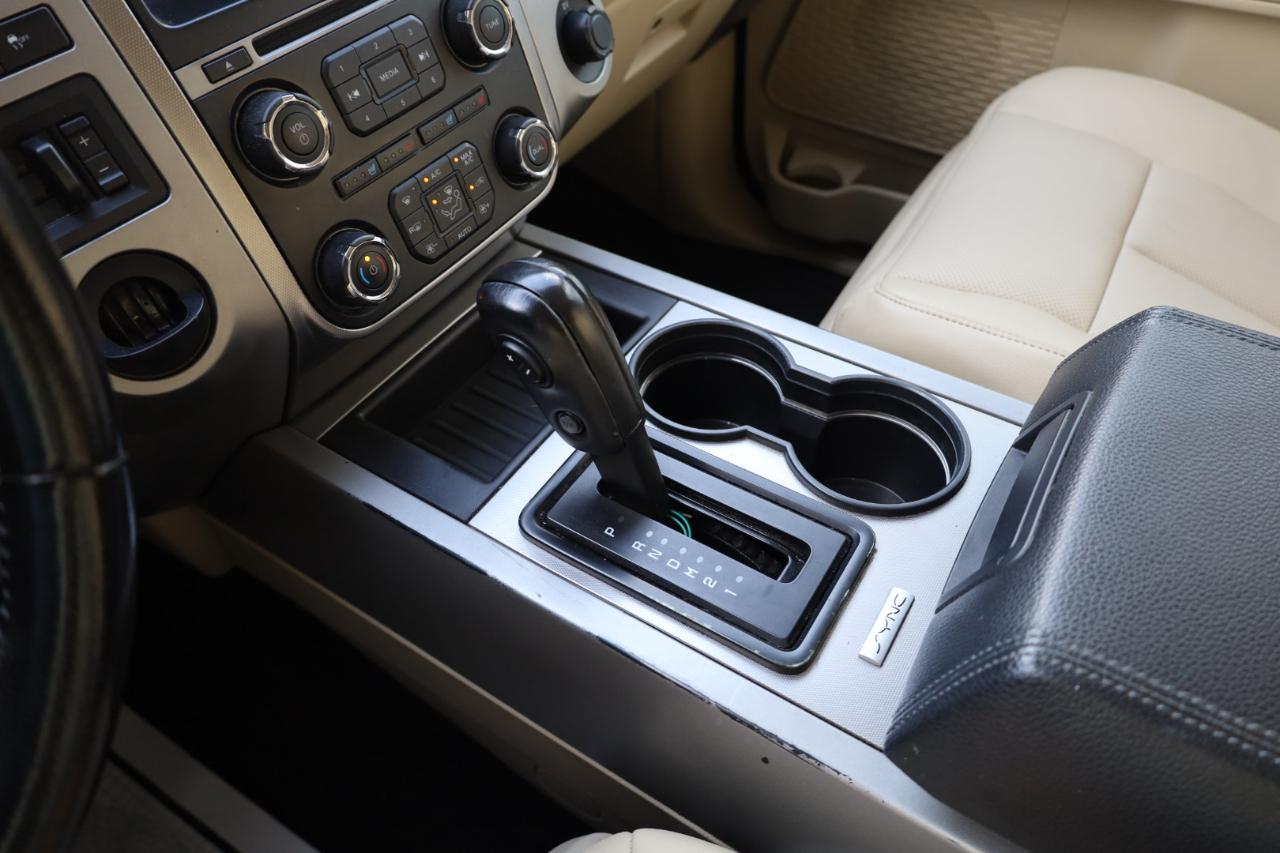 Ford Expedition 2WD 4dr XLT 2016