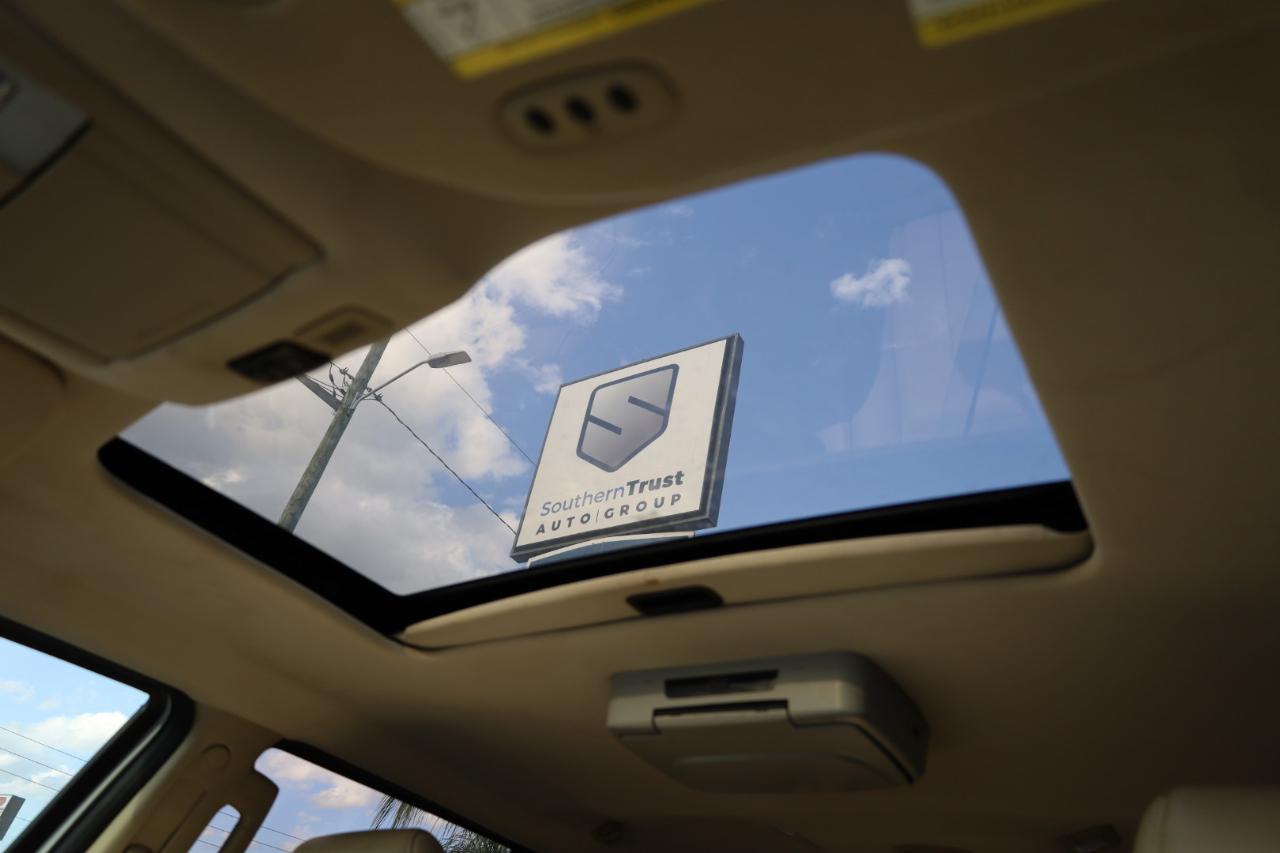 Ford Expedition 2WD 4dr XLT 2016