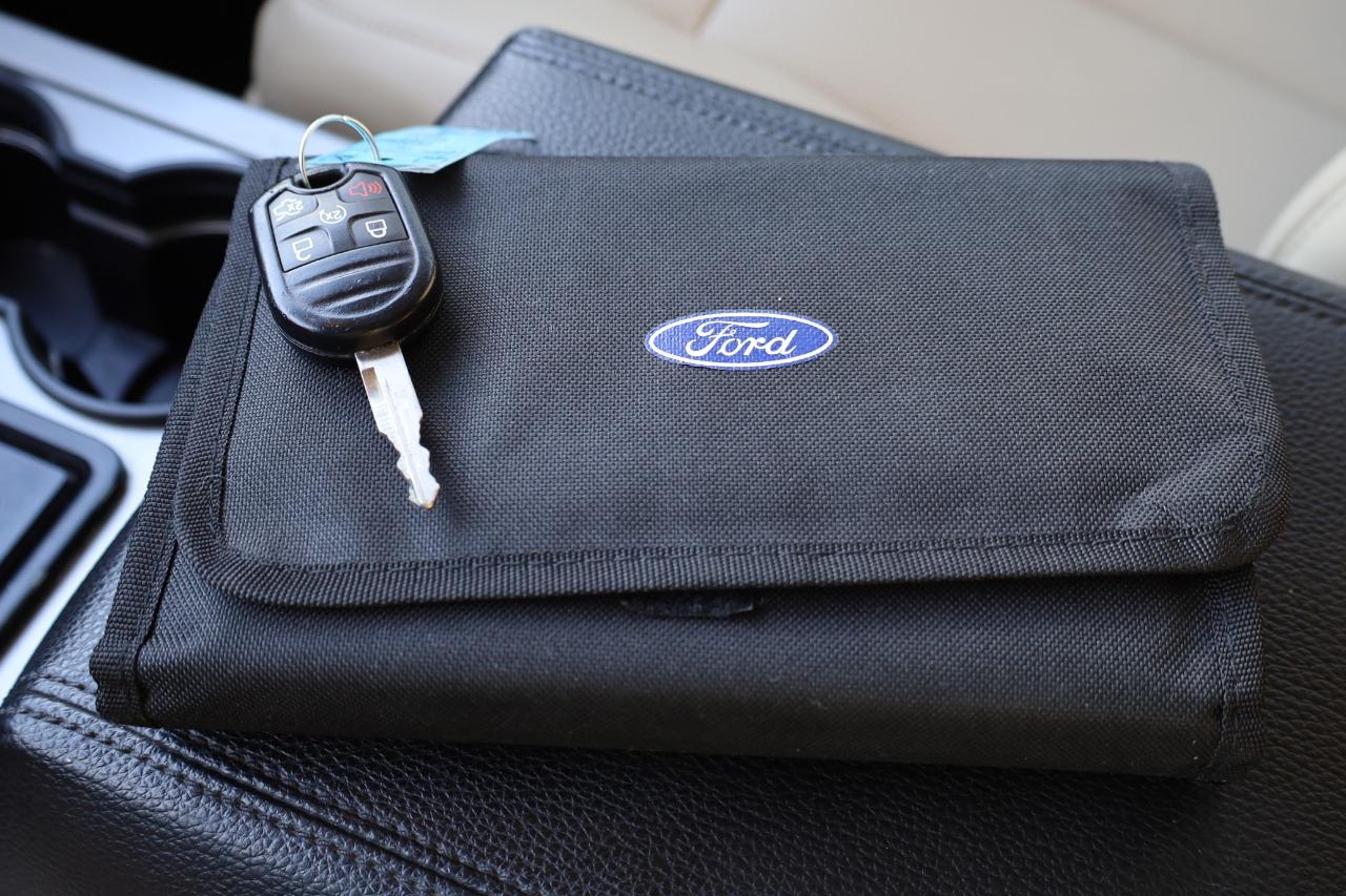 Ford Expedition 2WD 4dr XLT 2016