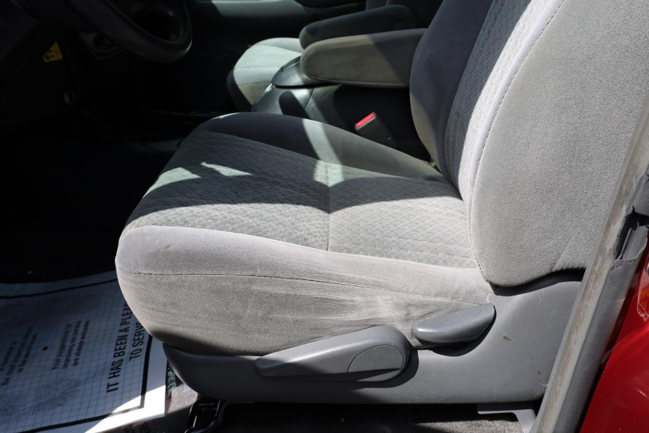 Toyota Tundra DoubleCab V8 SR5 4WD (Natl) 2005