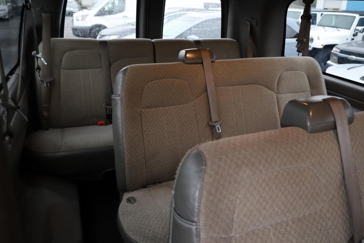 Chevrolet Express Passenger RWD 3500 155" LT 2020