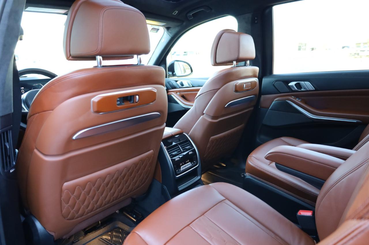 BMW X7 xDrive40i Sports Activity Vehicle 2023