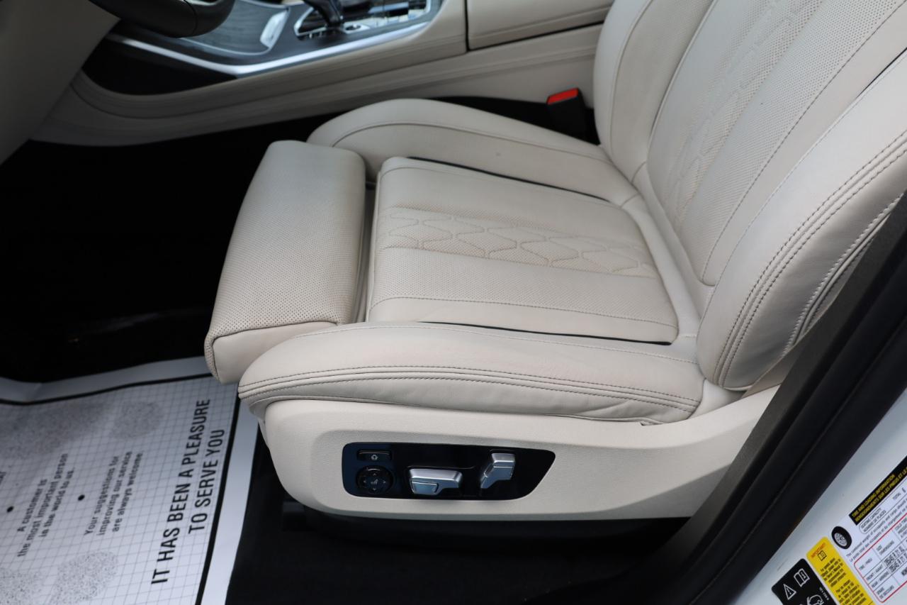 BMW X7 xDrive50i Sports Activity Vehicle 2020