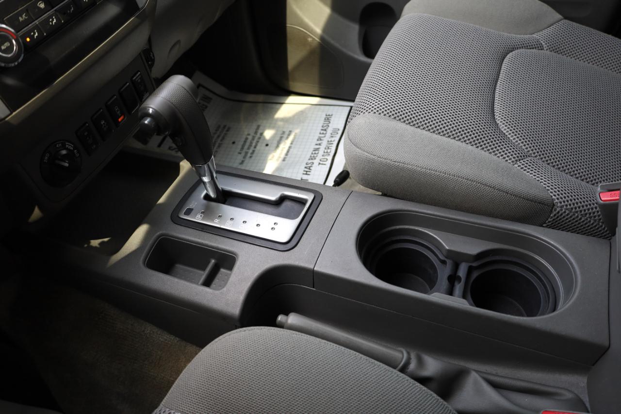 Nissan Frontier 2017.5 Crew Cab 4x4 SV V6 Auto 2017