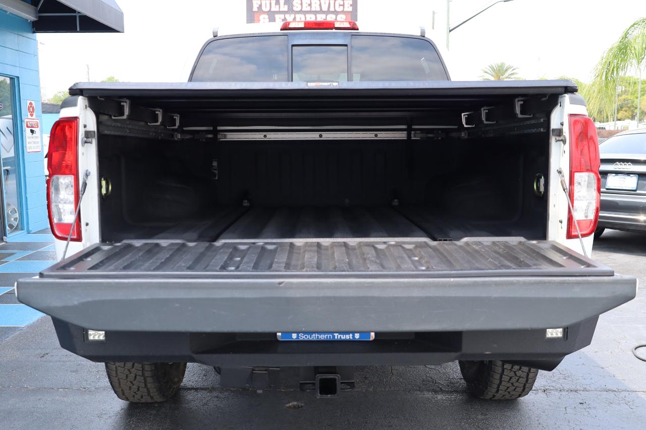 Nissan Frontier 2017.5 Crew Cab 4x4 SV V6 Auto 2017