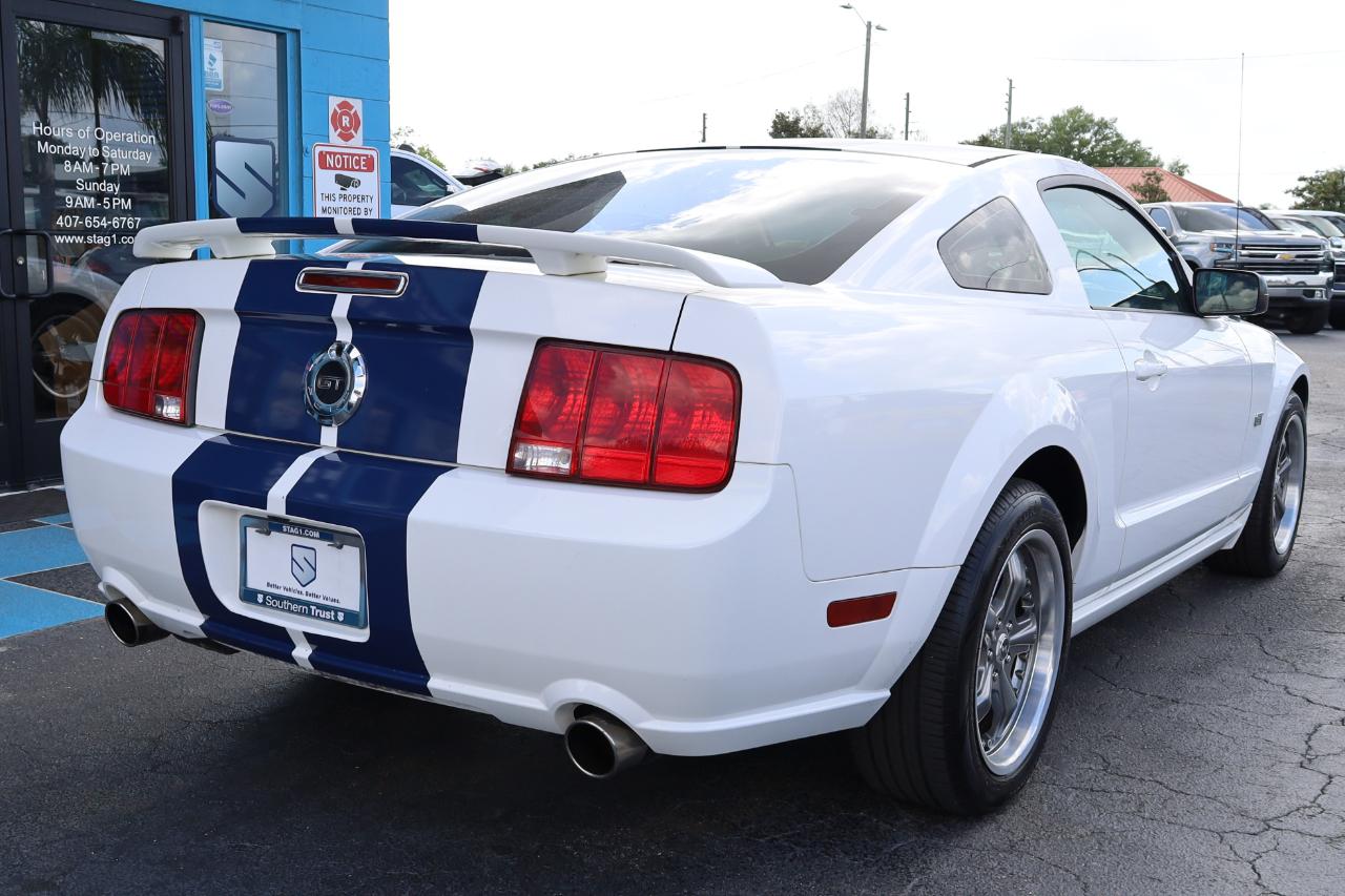 Ford Mustang 2dr Cpe GT Deluxe 2006