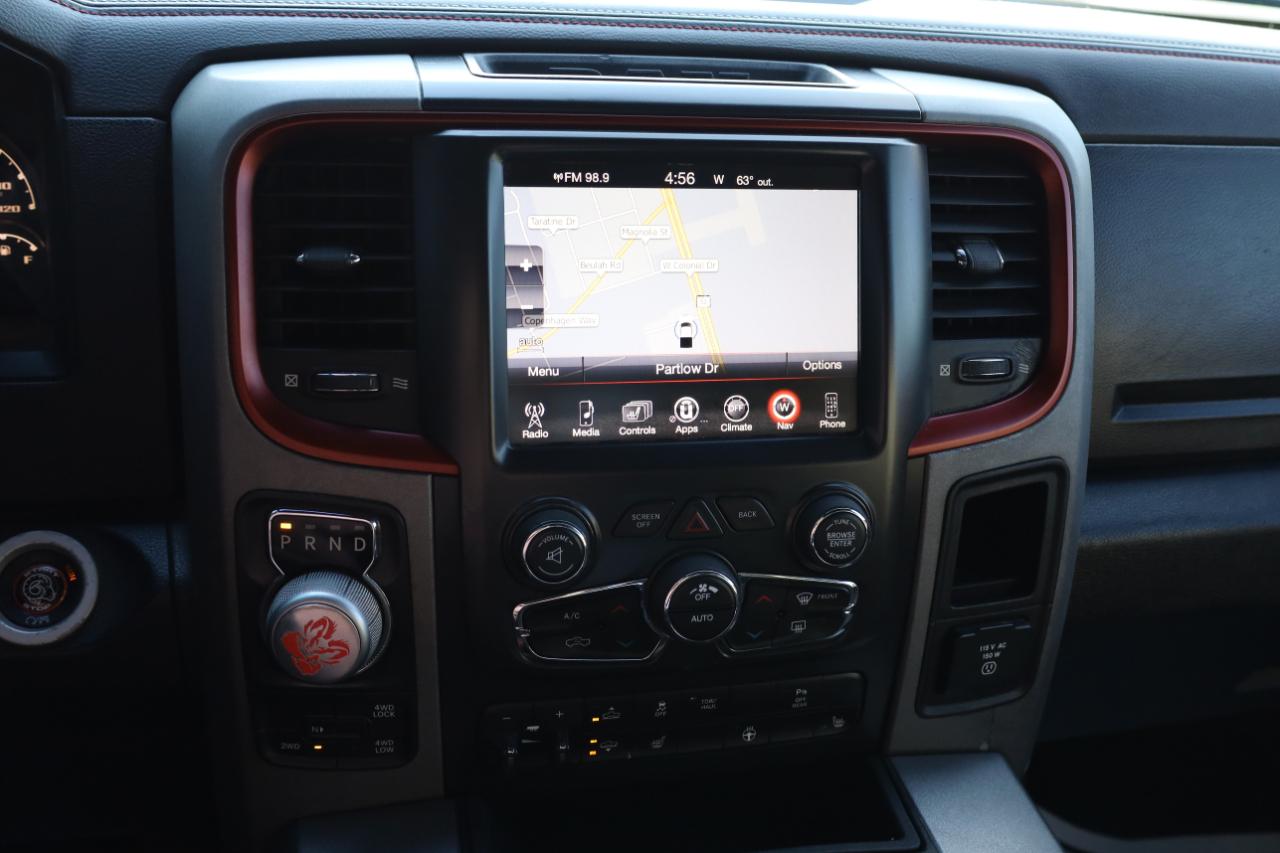 RAM 1500 4WD Crew Cab 140.5" Rebel 2016