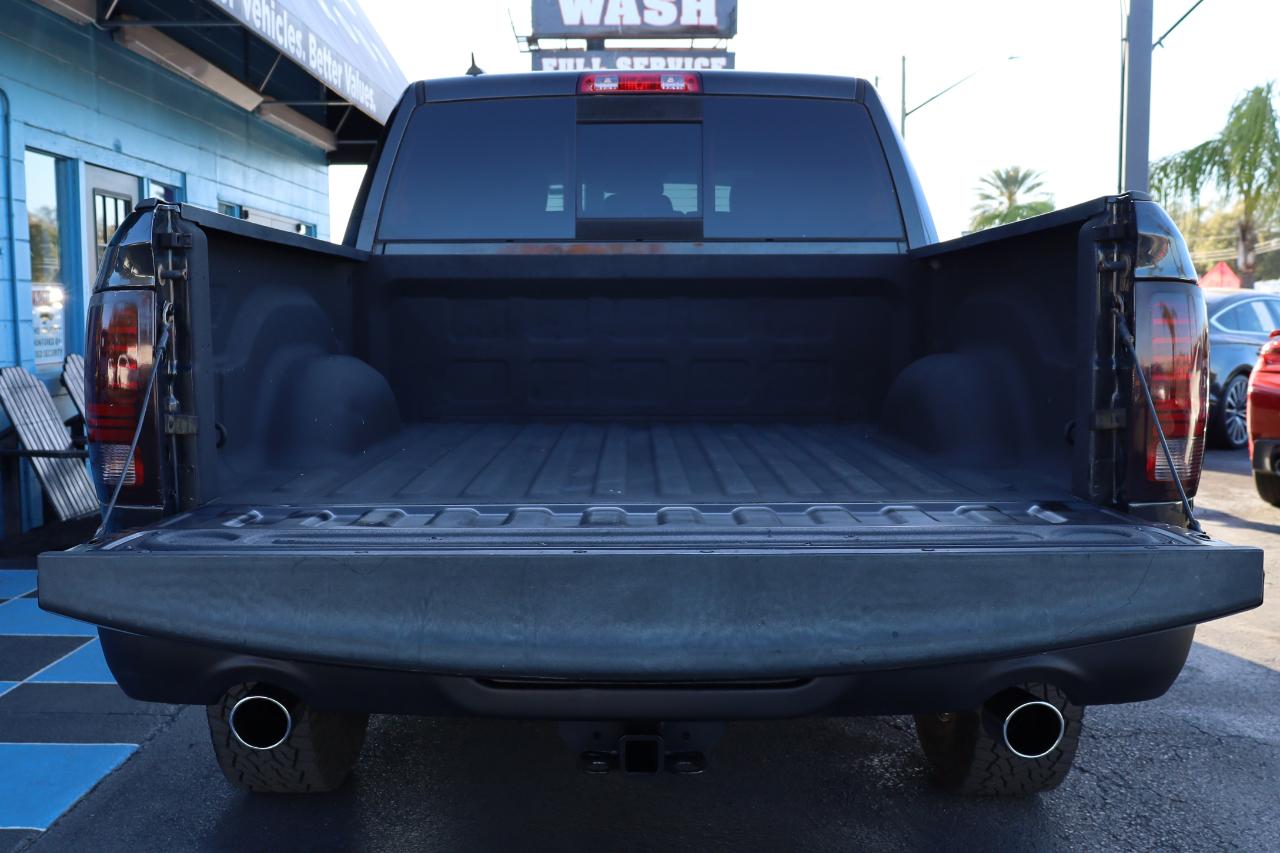 RAM 1500 4WD Crew Cab 140.5" Rebel 2016