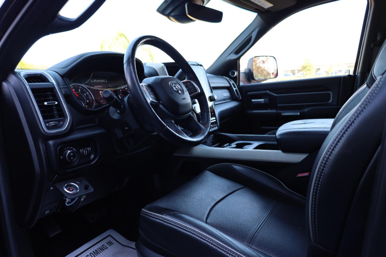 RAM 2500 Laramie 4x4 Mega Cab 6'4" Box 2019