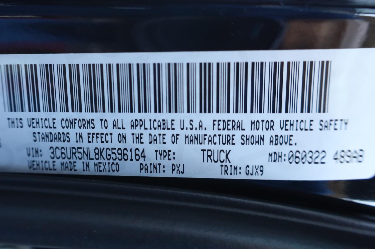 RAM 2500 Laramie 4x4 Mega Cab 6'4" Box 2019