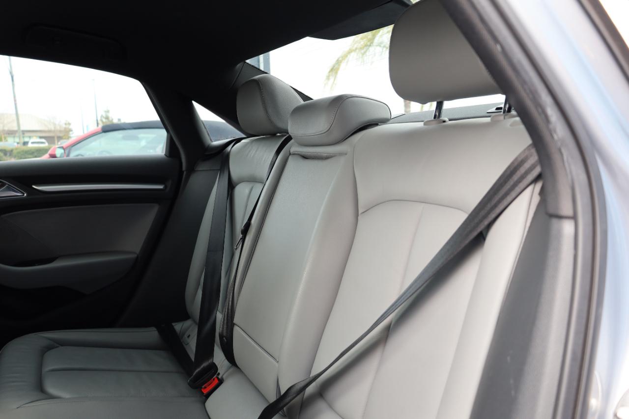 Audi A3 Sedan 2.0 TFSI Premium quattro AWD 2017