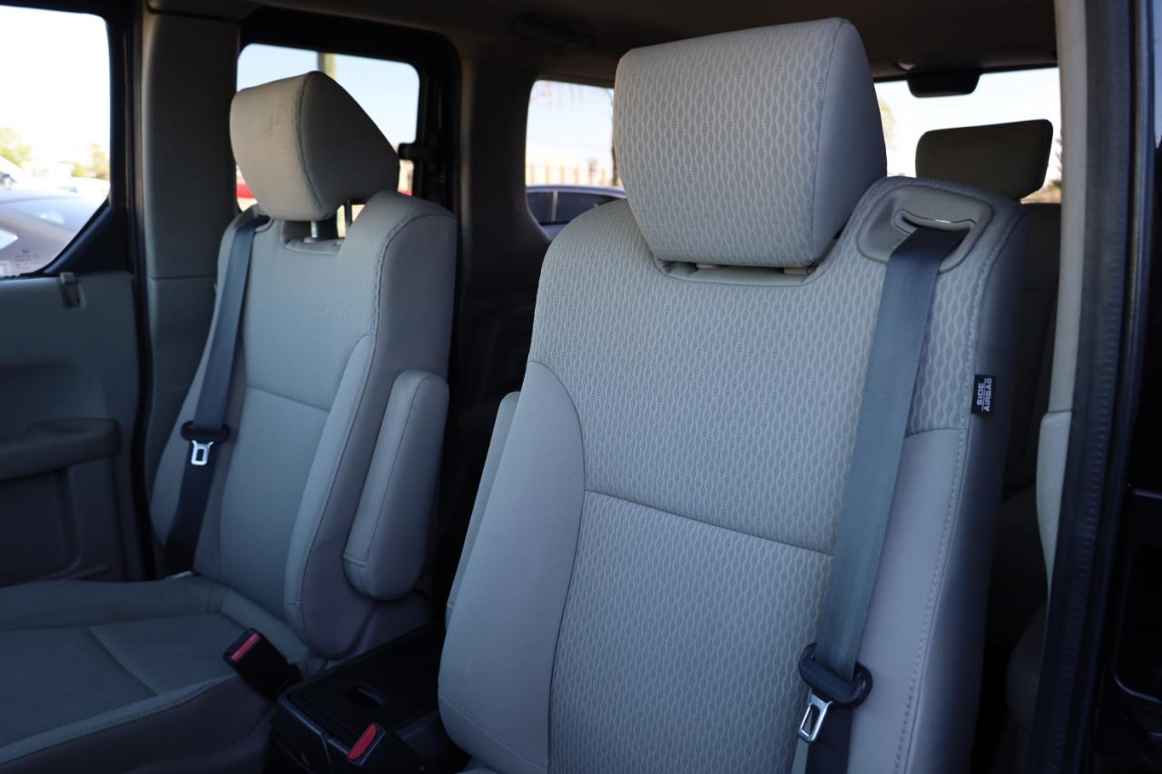 Honda Element 2WD 5dr Auto EX 2010