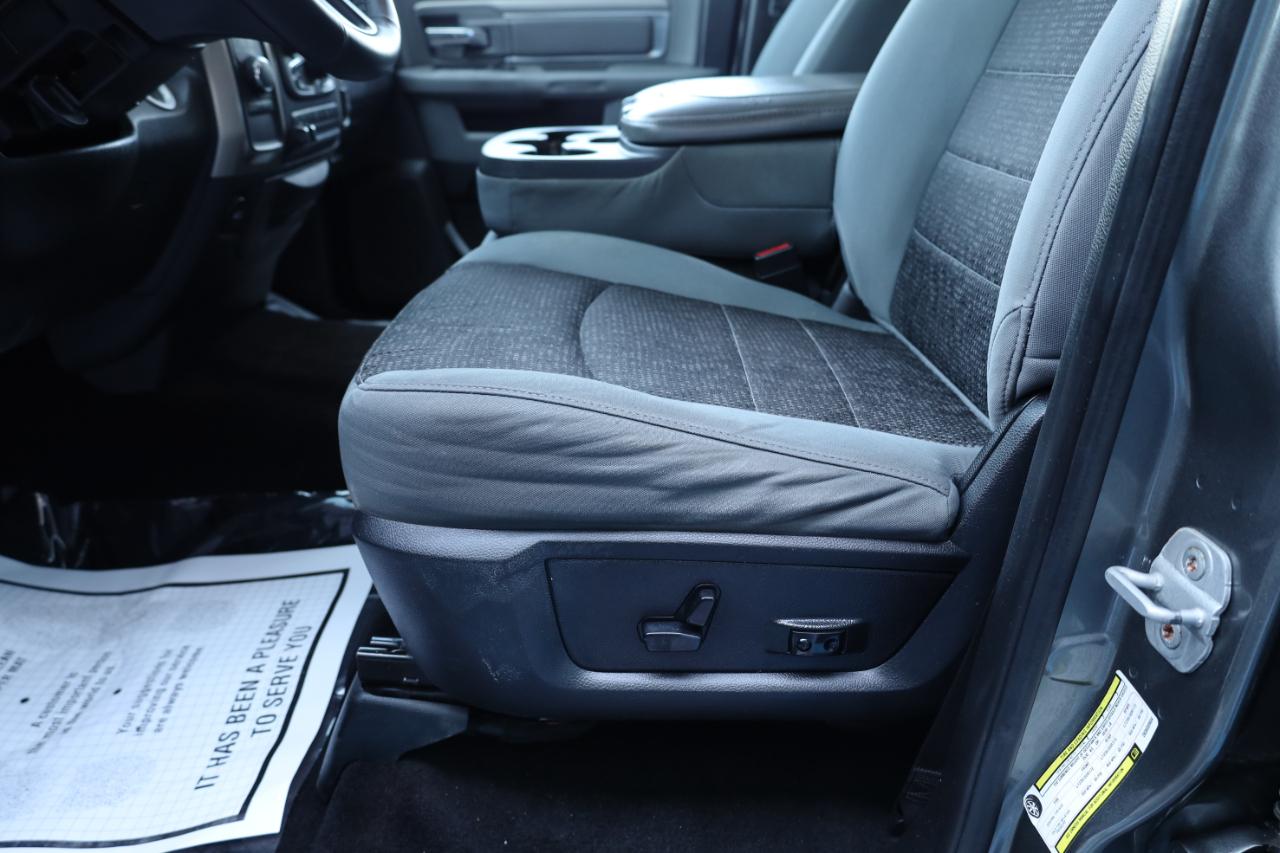 RAM 3500 4WD Crew Cab 169" Big Horn 2013