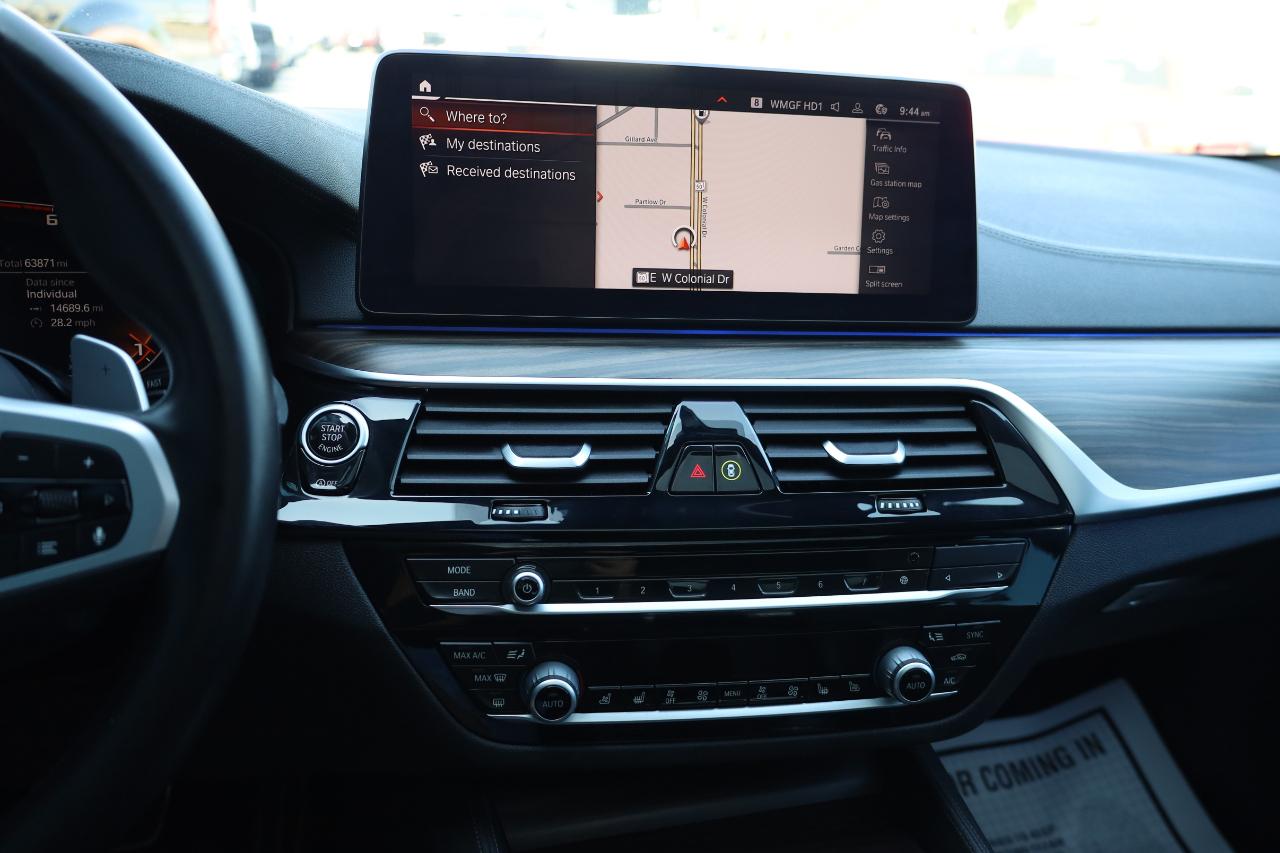 BMW 5 Series M550i xDrive Sedan 2021