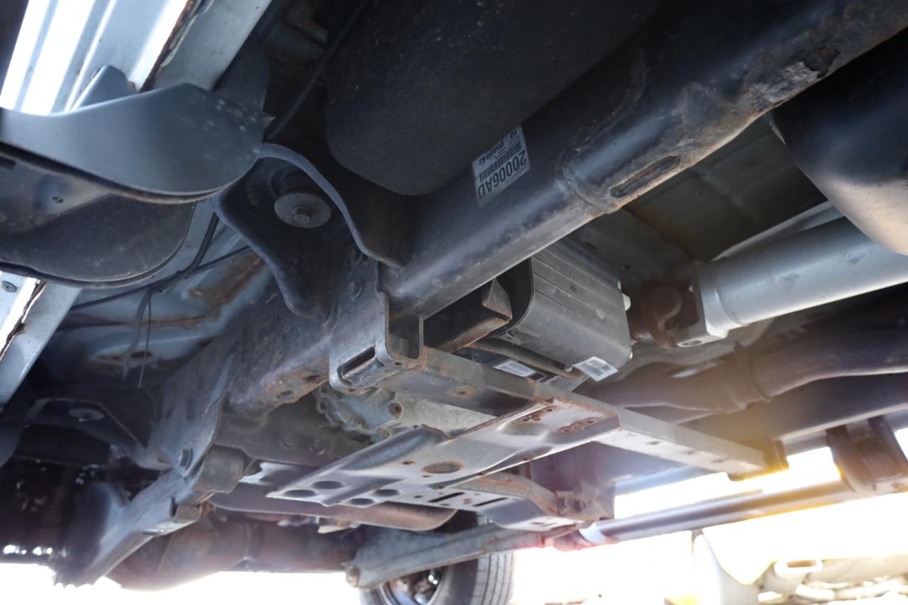 RAM 3500 Tradesman 4x4 Crew Cab 6'4" Box 2017