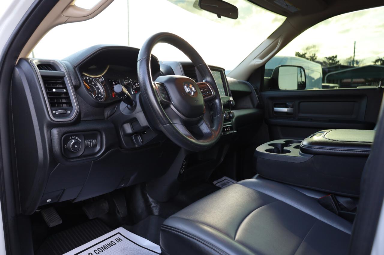 RAM 2500 Tradesman 4x2 Crew Cab 6'4" Box 2019