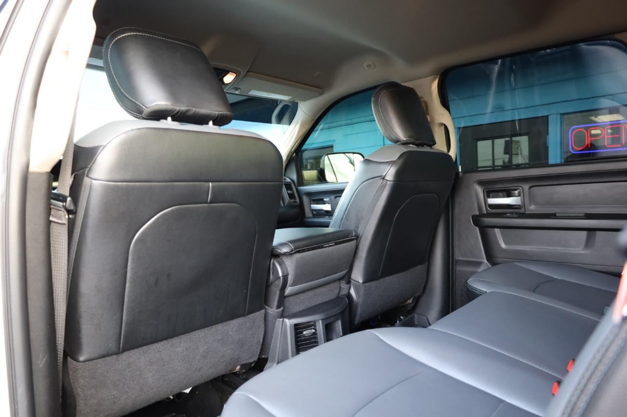 RAM 2500 Tradesman 4x2 Crew Cab 6'4" Box 2019