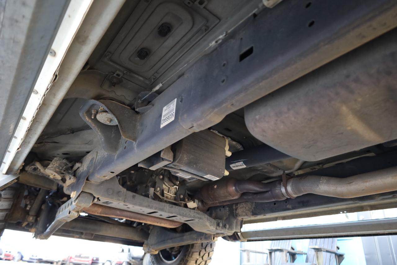 RAM 2500 Tradesman 4x2 Crew Cab 6'4" Box 2019