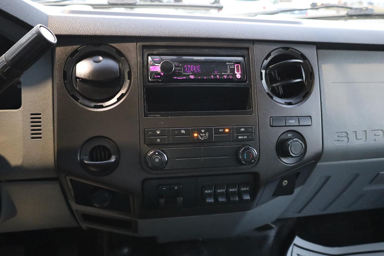 Ford Super Duty F-450 DRW 4WD Crew Cab 172" XL 2015