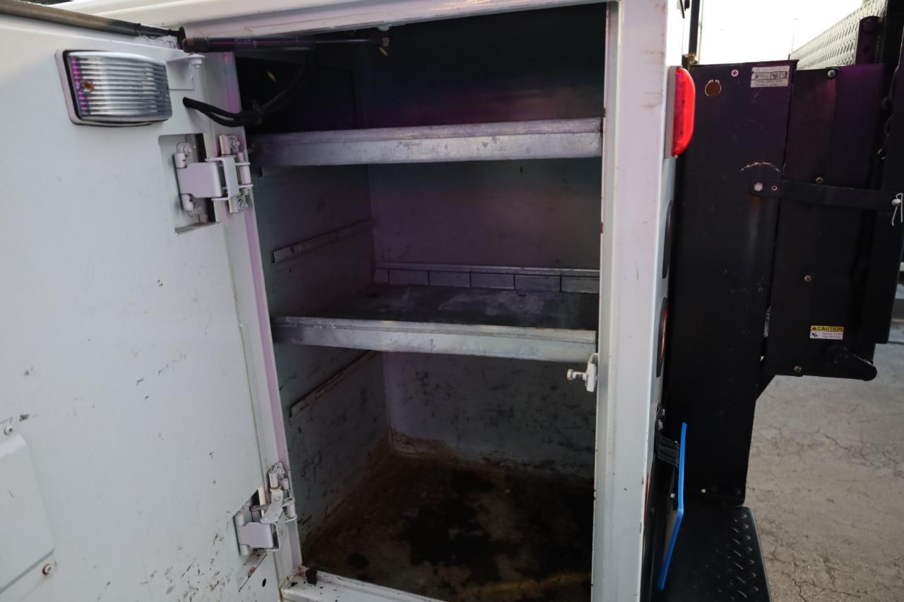 Ford Super Duty F-450 DRW 4WD Crew Cab 172" XL 2015