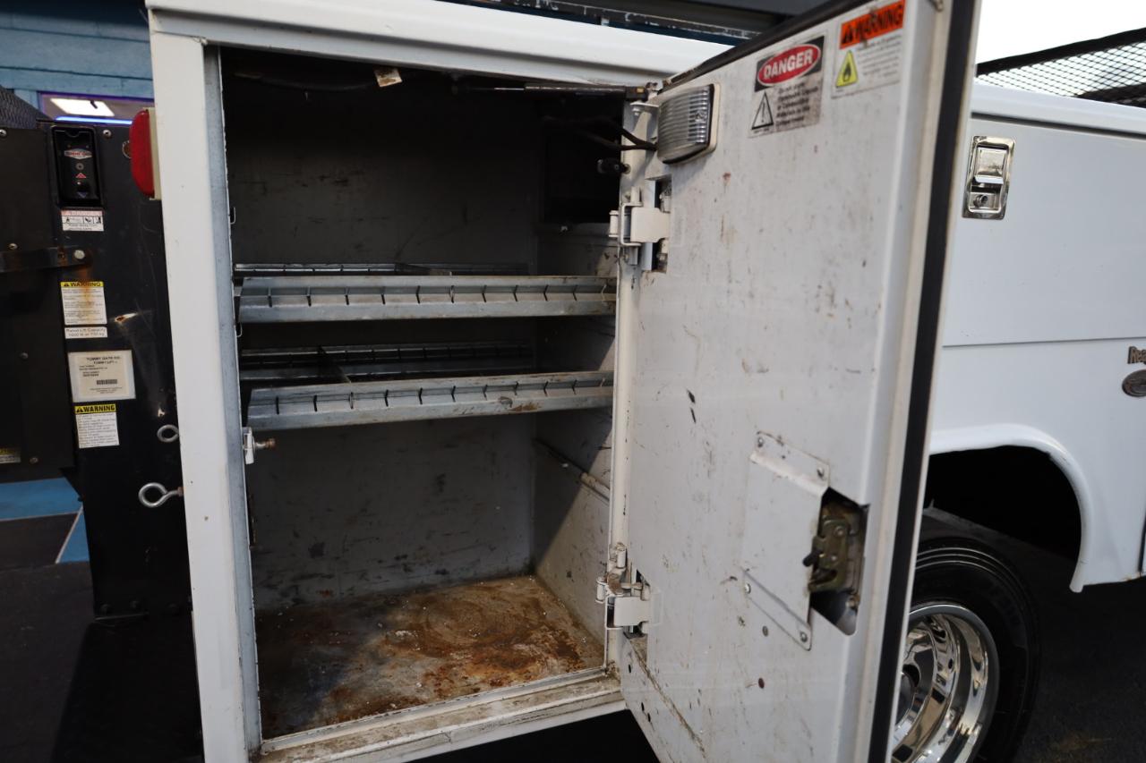 Ford Super Duty F-450 DRW 4WD Crew Cab 172" XL 2015