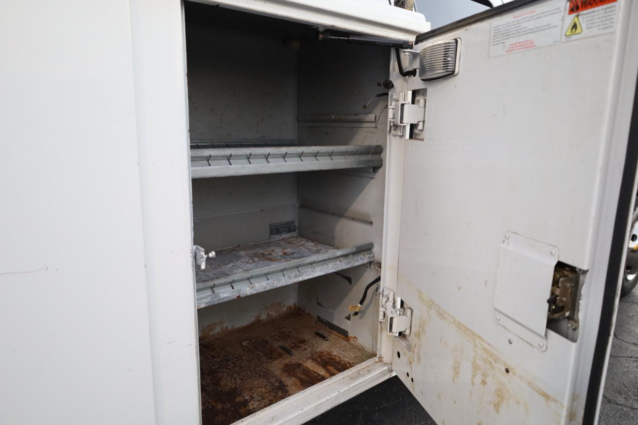 Ford Super Duty F-450 DRW 4WD Crew Cab 172" XL 2015