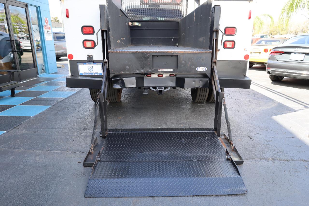 Ford Super Duty F-450 DRW 4WD Crew Cab 172" XL 2015