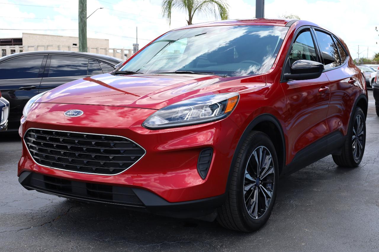 Ford Escape SE Hybrid AWD 2022