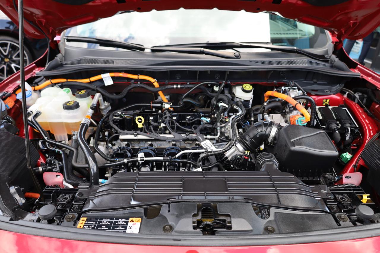 Ford Escape SE Hybrid AWD 2022