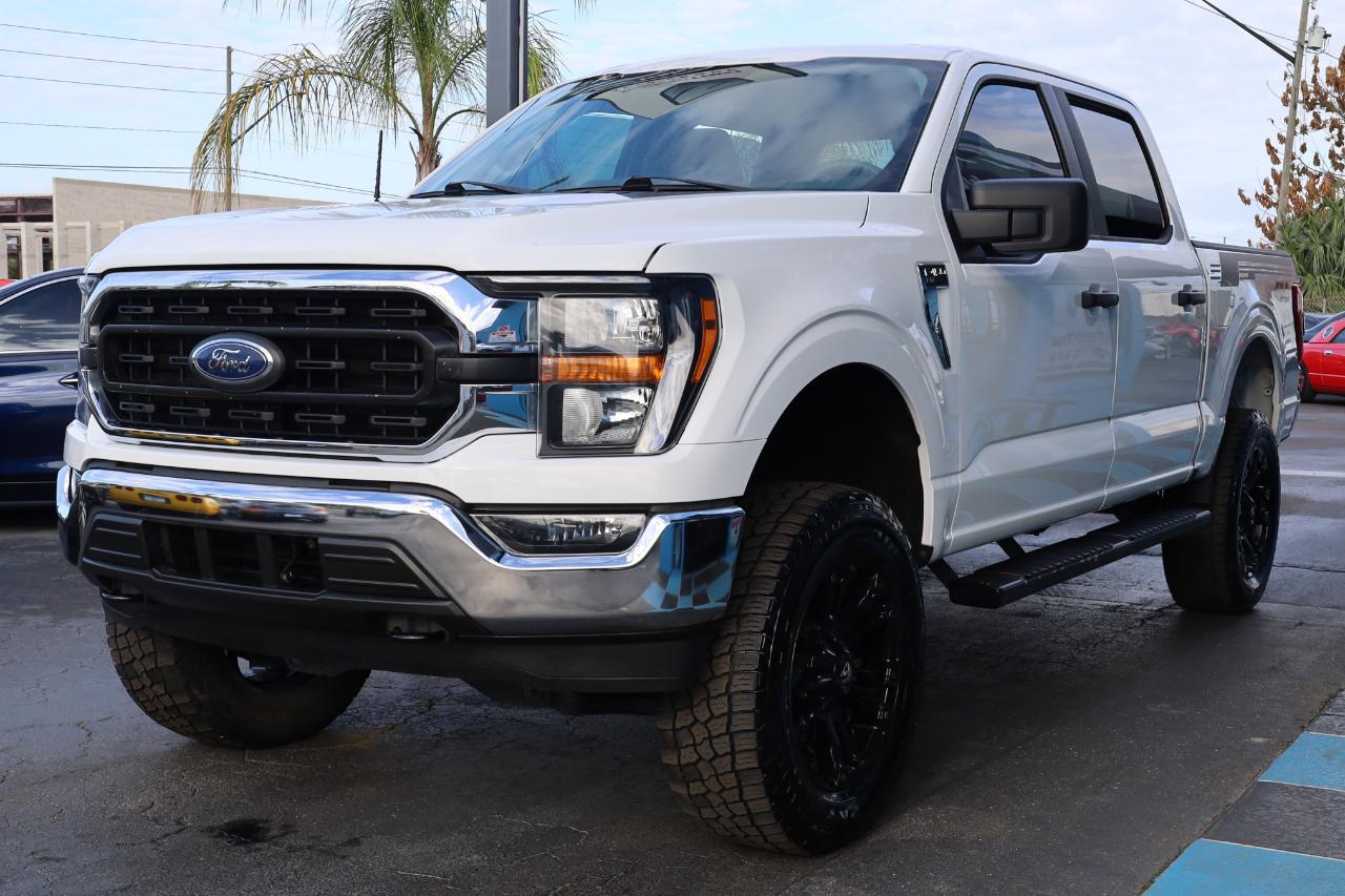 Ford F-150 XLT 4WD SuperCrew 5.5' Box 2023