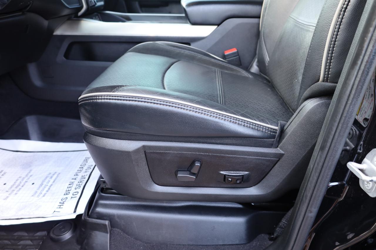 RAM 3500 Laramie 4x4 Crew Cab 8' Box 2021