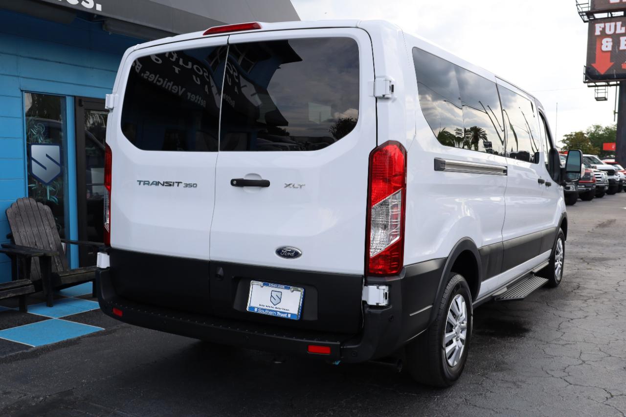 Ford Transit Passenger Wagon T-350 148" Low Roof XLT RWD 2022