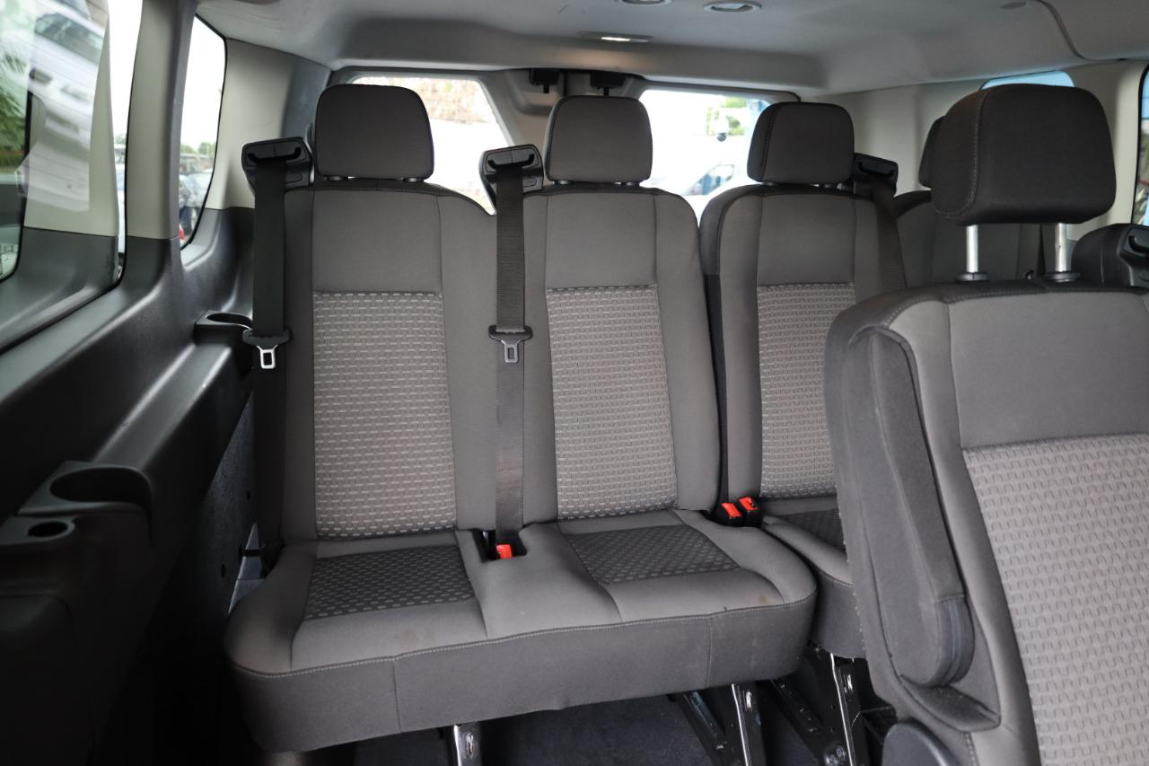 Ford Transit Passenger Wagon T-350 148" Low Roof XLT RWD 2022