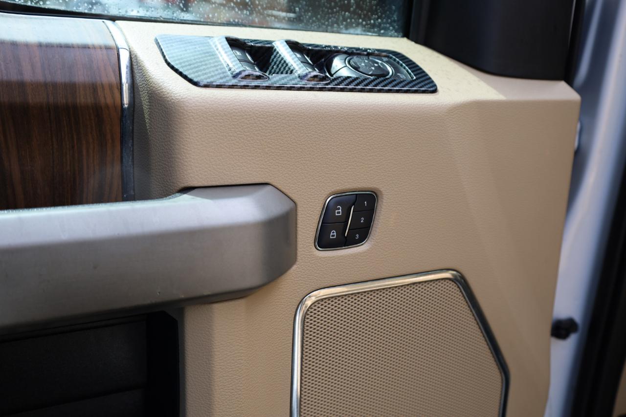 Ford F-150 Lariat 2WD SuperCrew 5.5' Box 2017