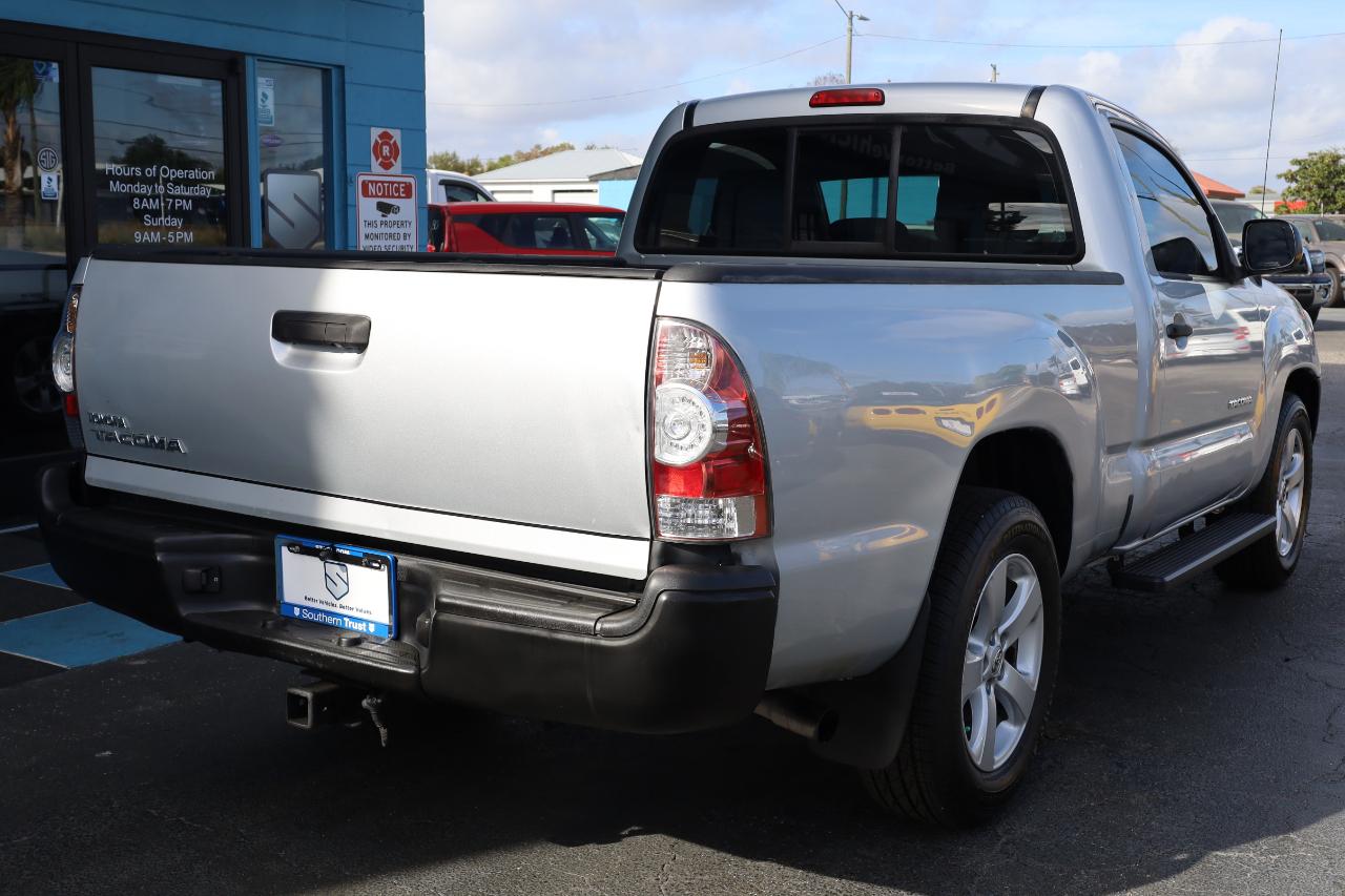 Toyota Tacoma 2WD Reg I4 MT (Natl) 2009