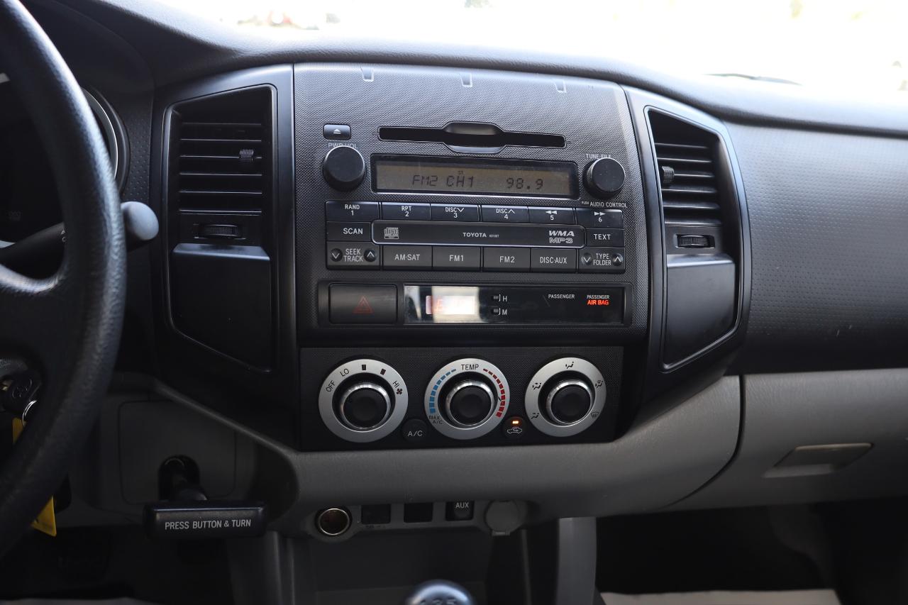 Toyota Tacoma 2WD Reg I4 MT (Natl) 2009