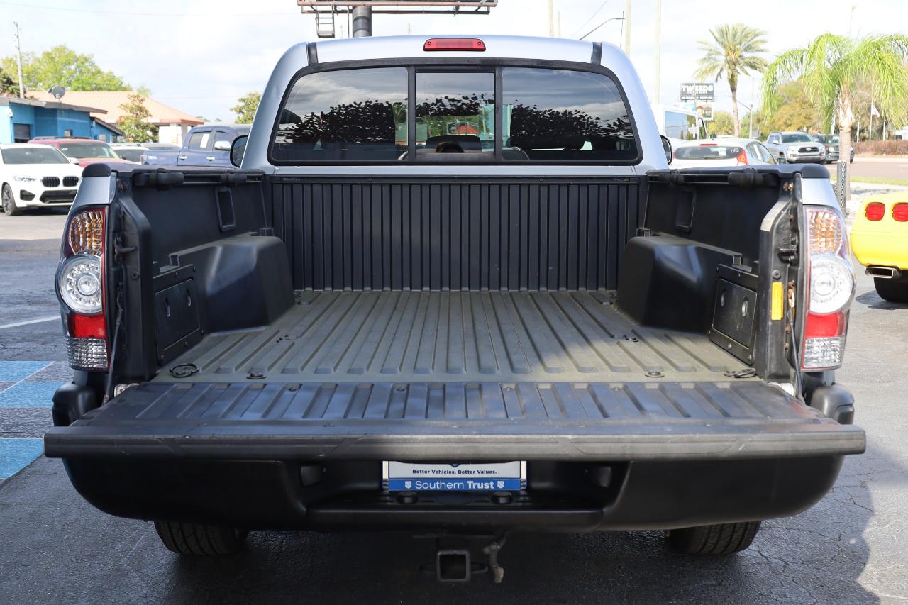 Toyota Tacoma 2WD Reg I4 MT (Natl) 2009