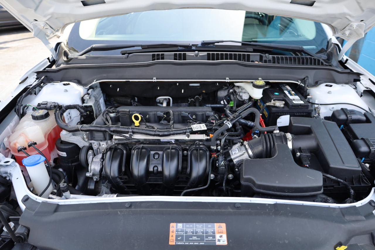 Ford Fusion S FWD 2019