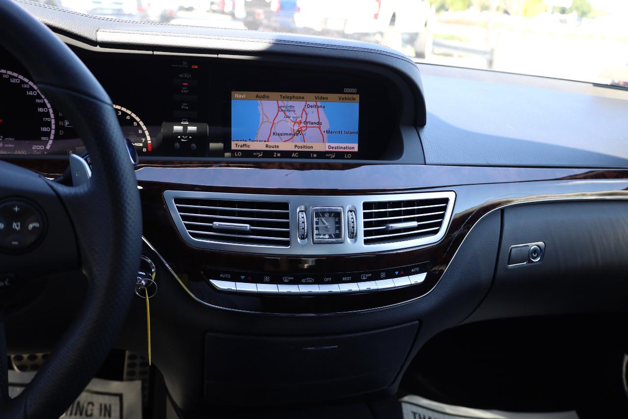 Mercedes-Benz S-Class 4dr Sdn 6.3L V8 AMG RWD 2009
