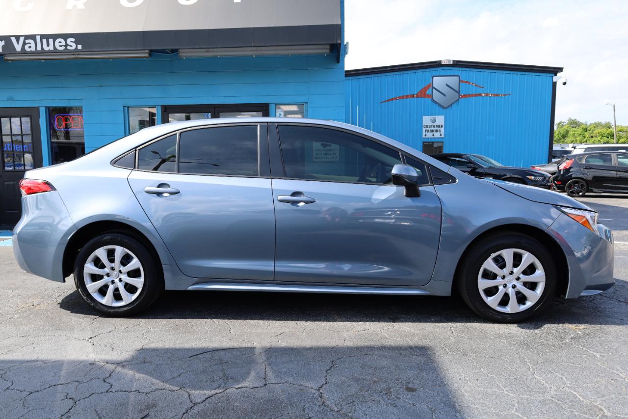 Toyota Corolla Hybrid LE FWD (Natl) 2025