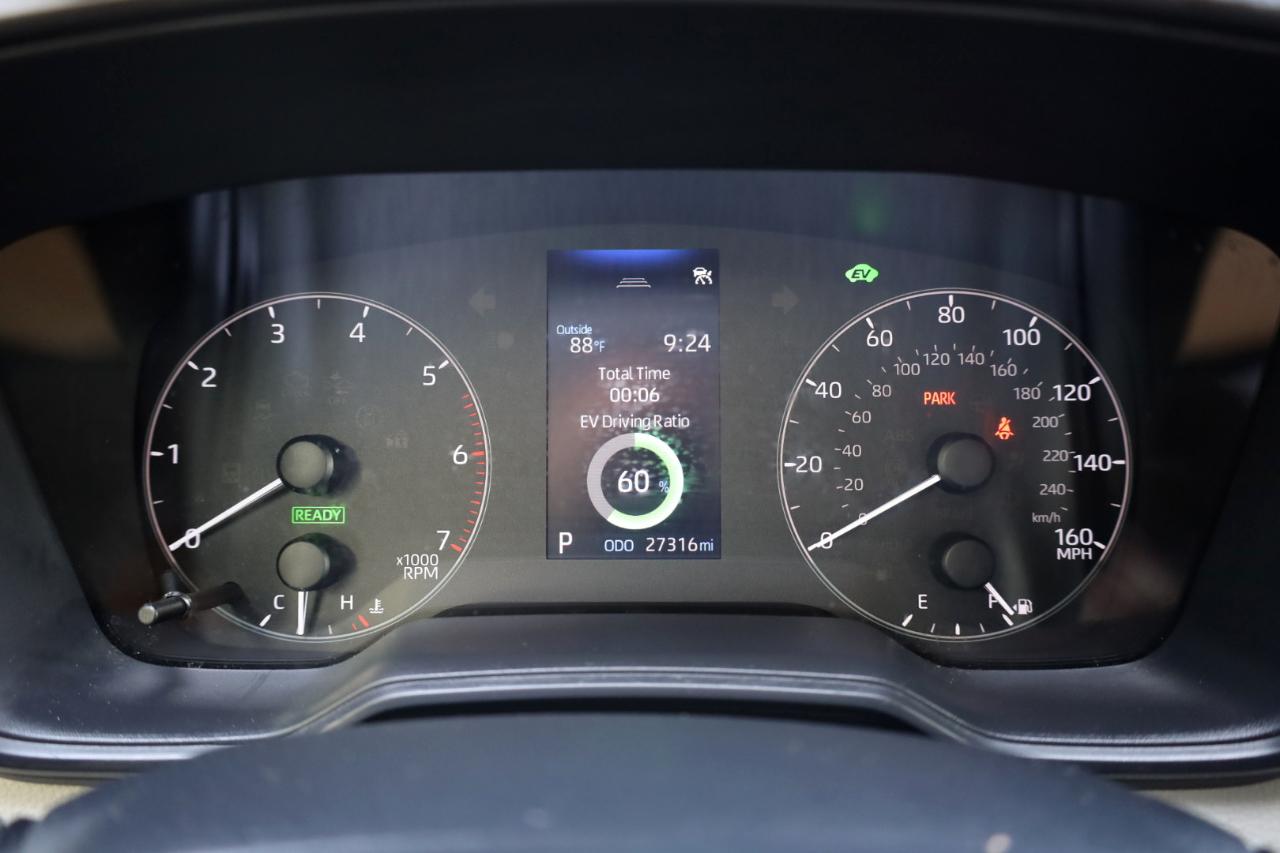 Toyota Corolla Hybrid LE FWD (Natl) 2025