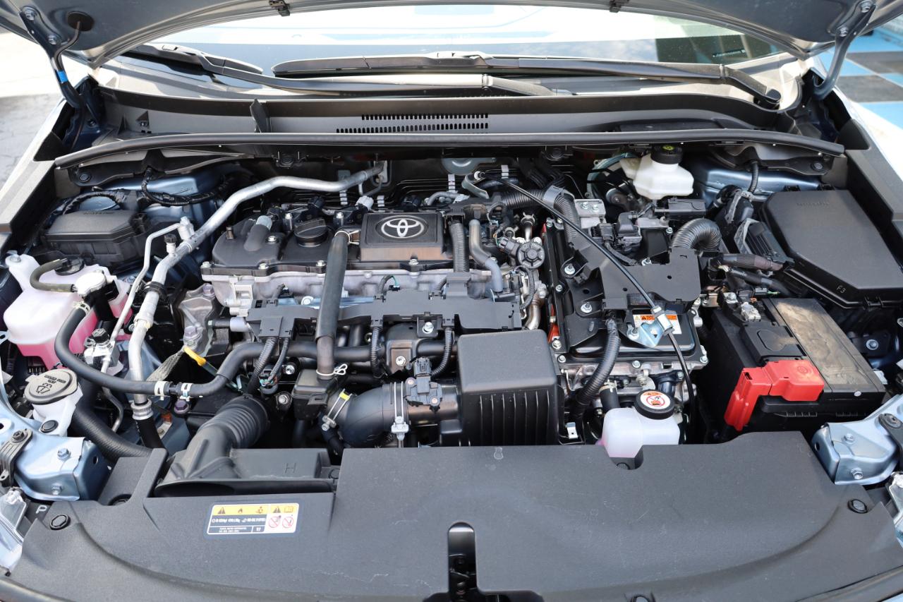 Toyota Corolla Hybrid LE FWD (Natl) 2025