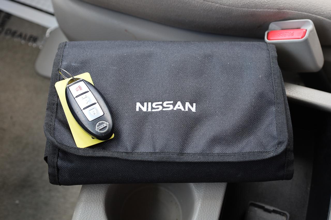 Nissan Quest 4dr SV 2015
