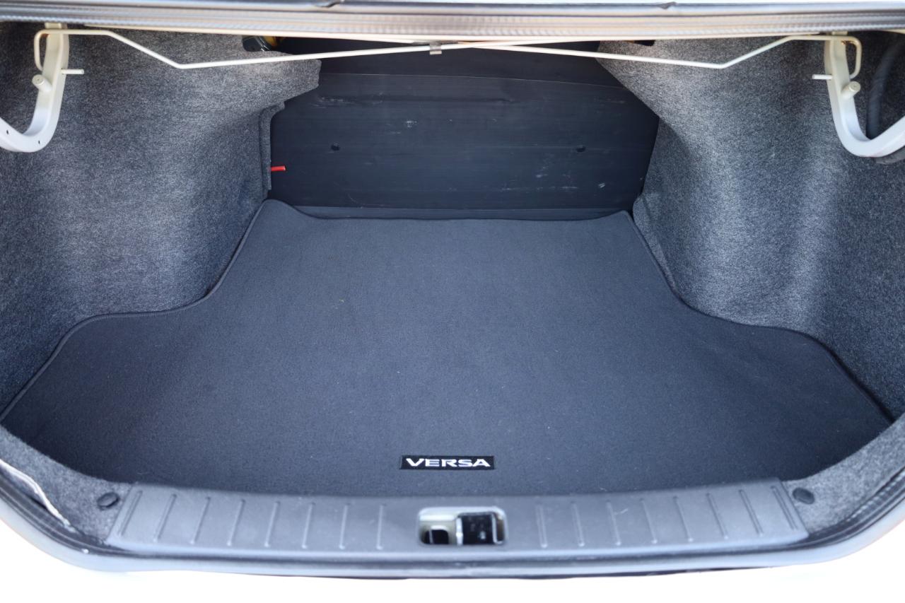Nissan Versa Sedan S Plus CVT 2018